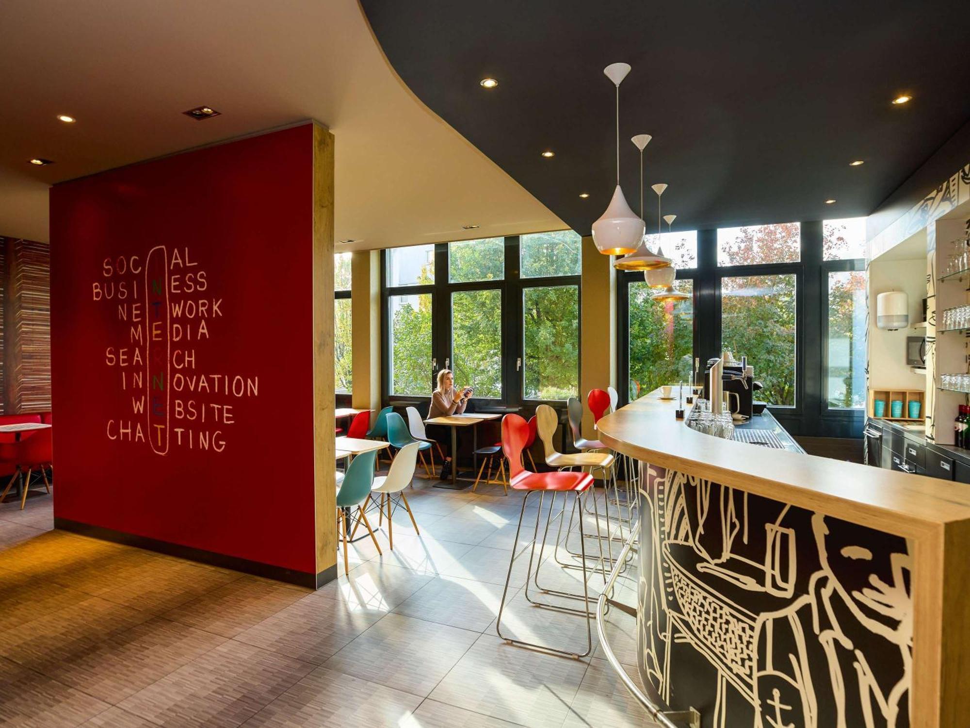 Ibis Luzern Kriens 3*
