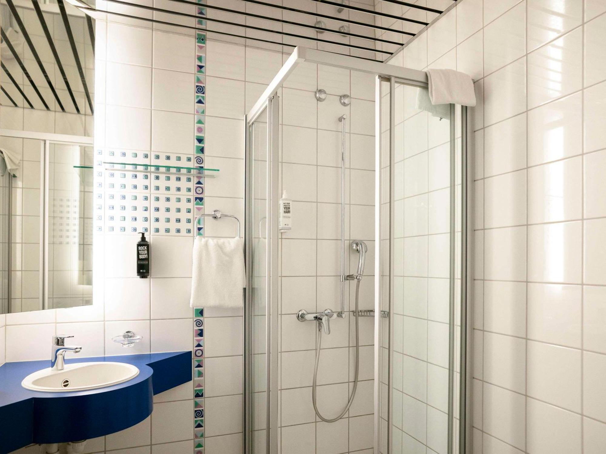 Hotel Ibis Luzern Kriens 3*